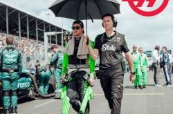 LOL决赛-哈斯车队碾压梅赛德斯，周冠宇高光表现