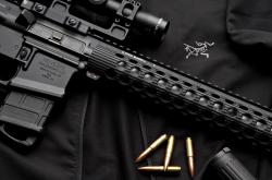 英雄联盟总决赛直播-唯一性的辉煌，欧冠半决赛焦点战中，委内瑞拉力量如何战胜法国巨人，谱写历史新篇章