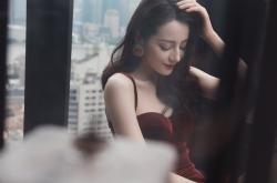 英雄联盟总决赛赛程-当爱尔兰海啸吞没酋长球场，奥斯梅恩如何用现代中锋的雏形，在阿森纳的战术文明断层线上刻下自己的名字