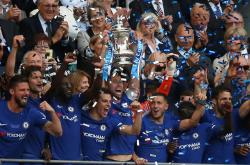 英雄联盟总决赛-包含切尔西球队备战重要欧洲比赛的词条