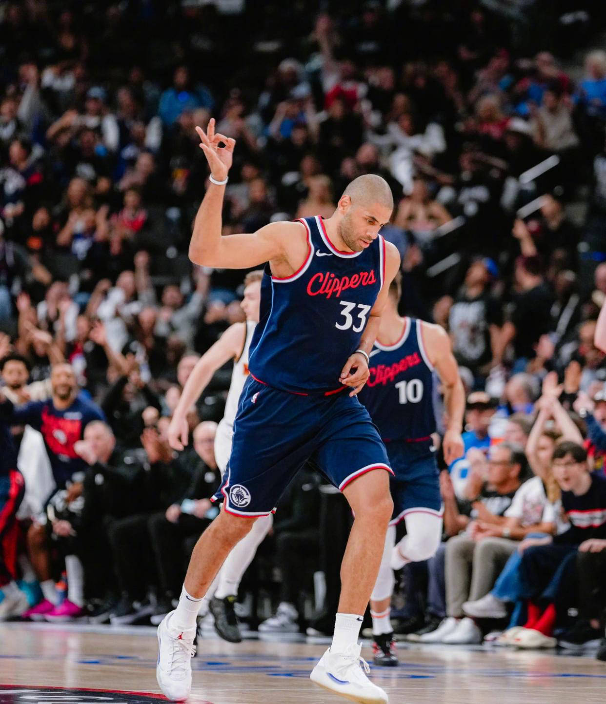 快船遭遇五连败,波顿质疑球队防守表现的简单介绍 快船遭遇五连败,波顿质疑球队防守表现的简单介绍