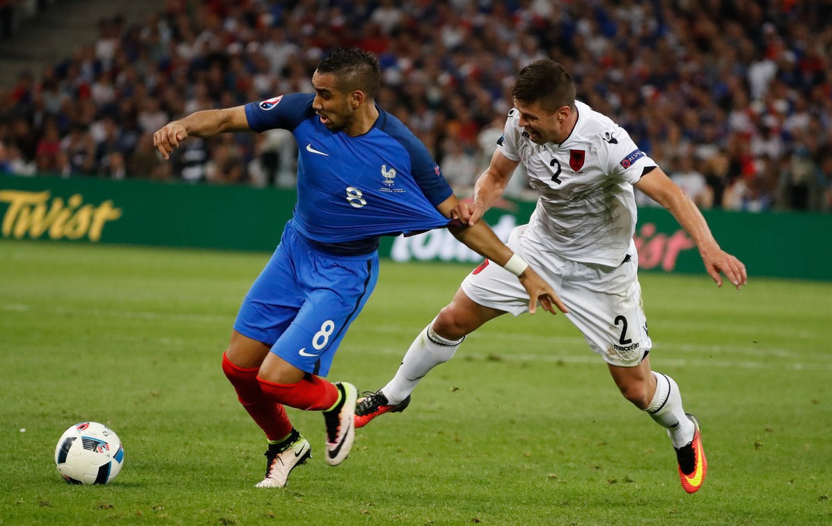 关于拉科鲁尼亚主场大胜对手,实现反弹的信息 关于拉科鲁尼亚主场大胜对手,实现反弹的信息