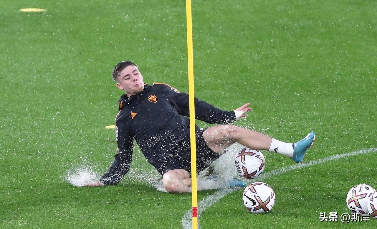 利兹联主场大胜纽卡斯尔联，力克对手的简单介绍