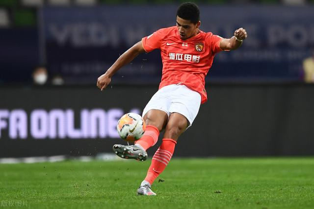 快船翻盘广州队,范弗利特高光表现 快船翻盘广州队,范弗利特高光表现