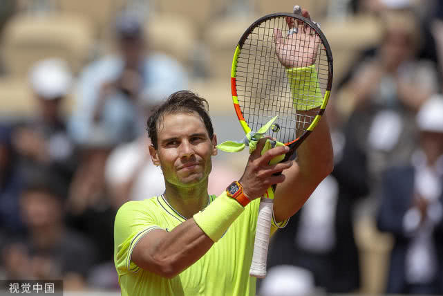 美网鏖战法网,纳达尔点燃赛场 美网鏖战法网,纳达尔点燃赛场