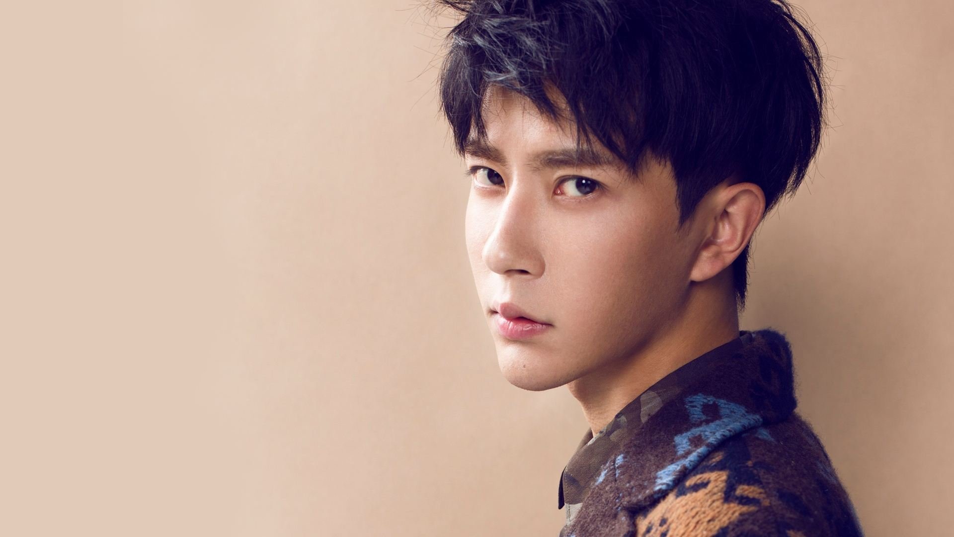 绿茵冰火,迪马利亚以一己之力熔穿冰岛钢铁防线