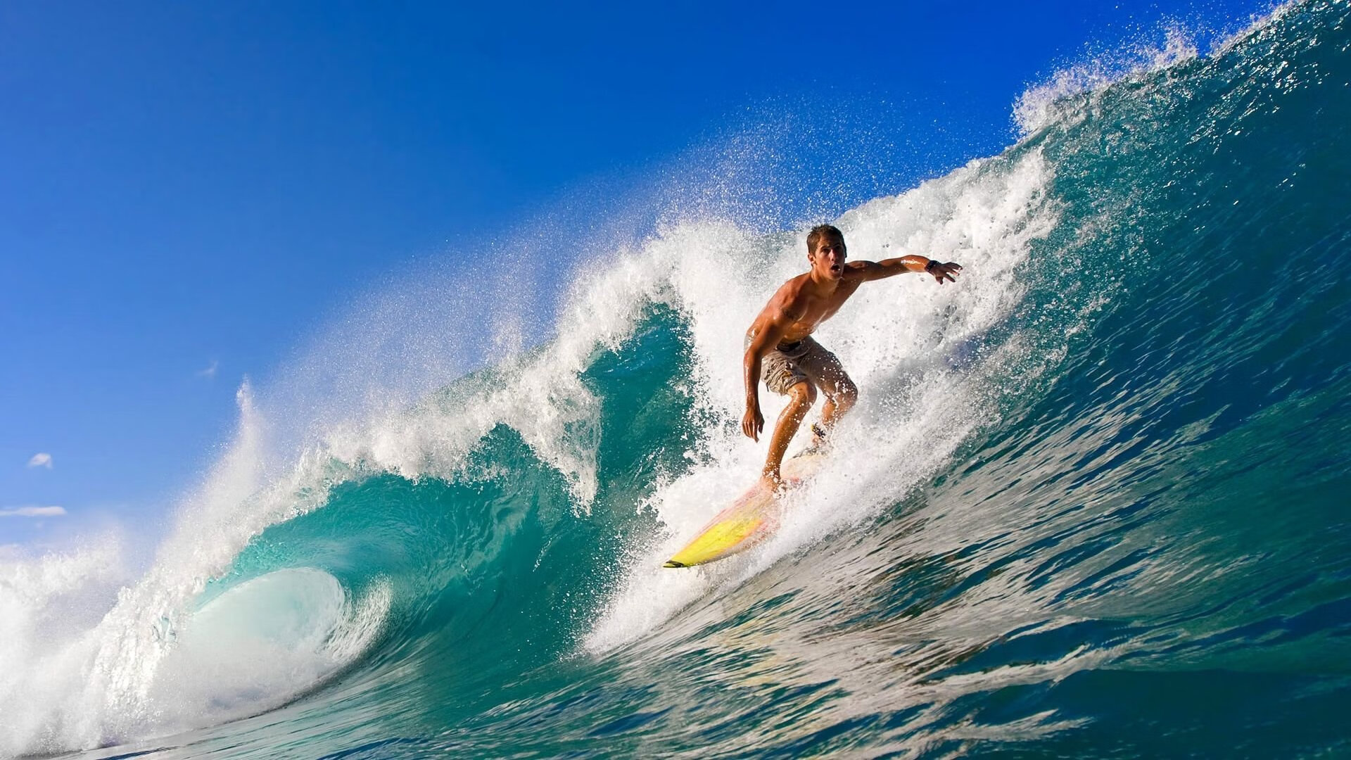 黑色火焰与蓝色心跳，孔德在亚平宁的寂静与轰鸣