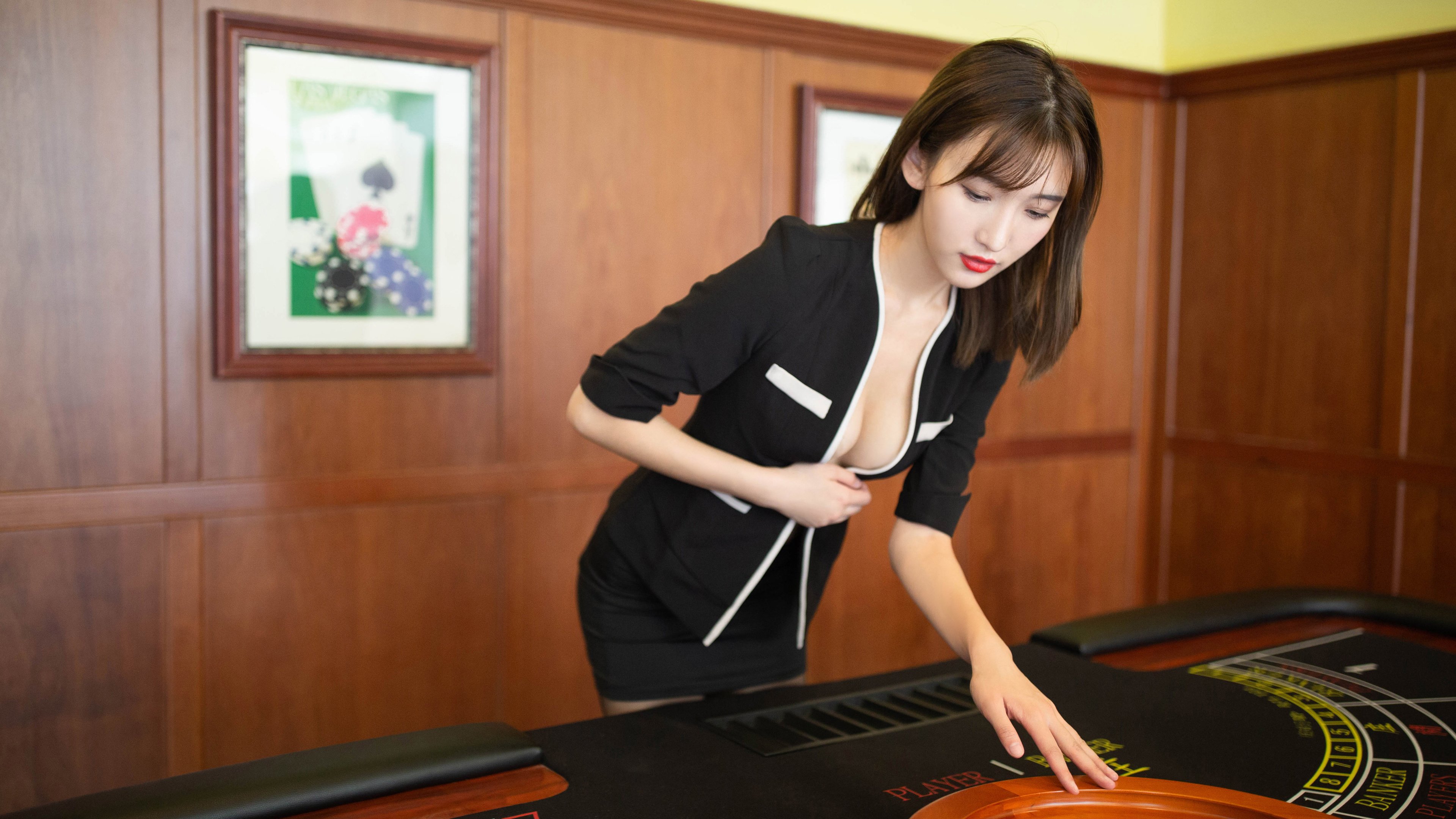 铁蹄与石油的碰撞，当罗马军团遭遇委内瑞拉，迪亚斯如何成为关键先生