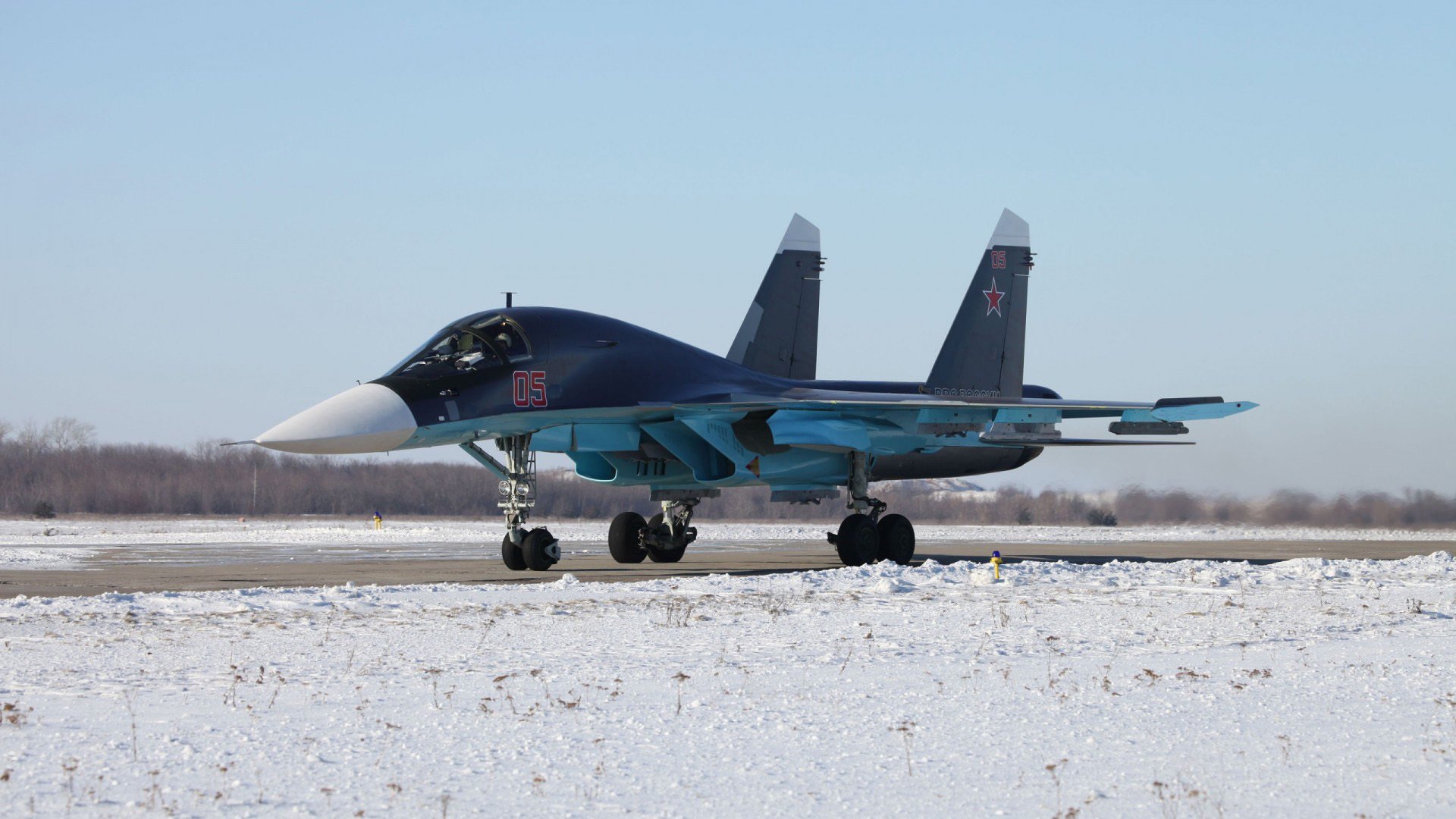 F1新赛季揭幕战之夜，阿克逆袭的三个细节，揭开这场反常规胜利的全部悬念